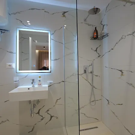 Henrik 77 Centrum Appartamento