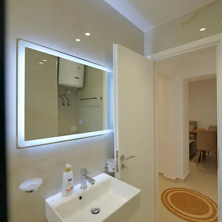 Appartamento Henrik 77 Centrum Sarandë