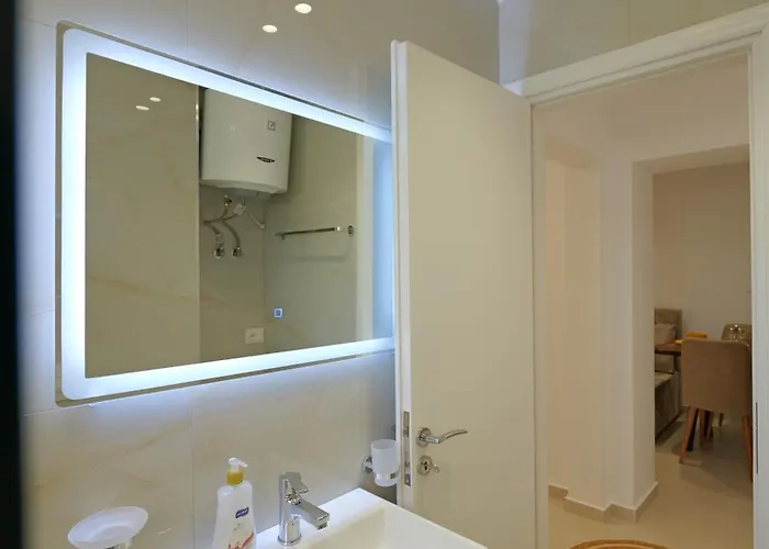 Apartament Henrik 77 Centrum Saranda