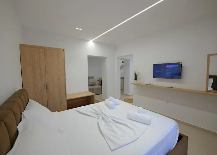 Henrik 77 Centrum Apartament Saranda