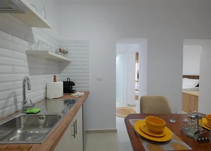 Apartament Henrik 77 Centrum *