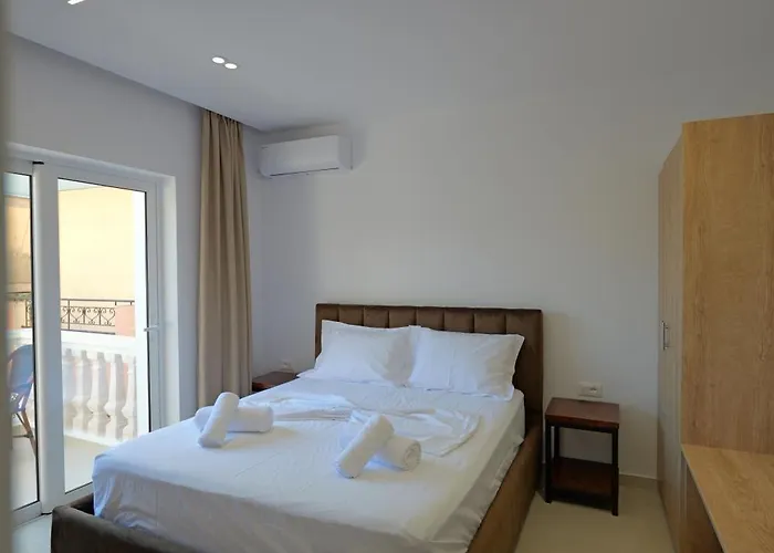 Apartament Henrik 77 Centrum *