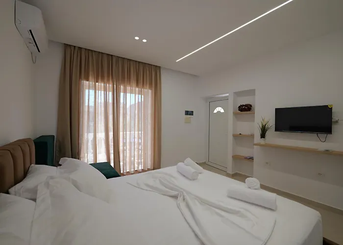 Henrik 77 Centrum Apartament Saranda